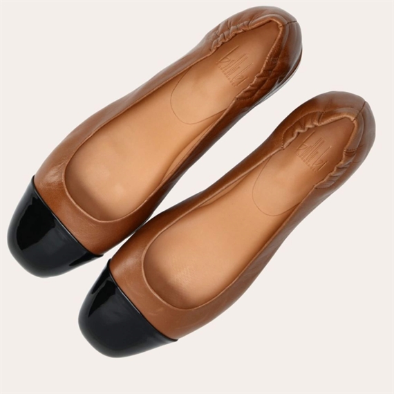 Billi Bi A7441 Pumps, Black Patent/Cognac Nappa